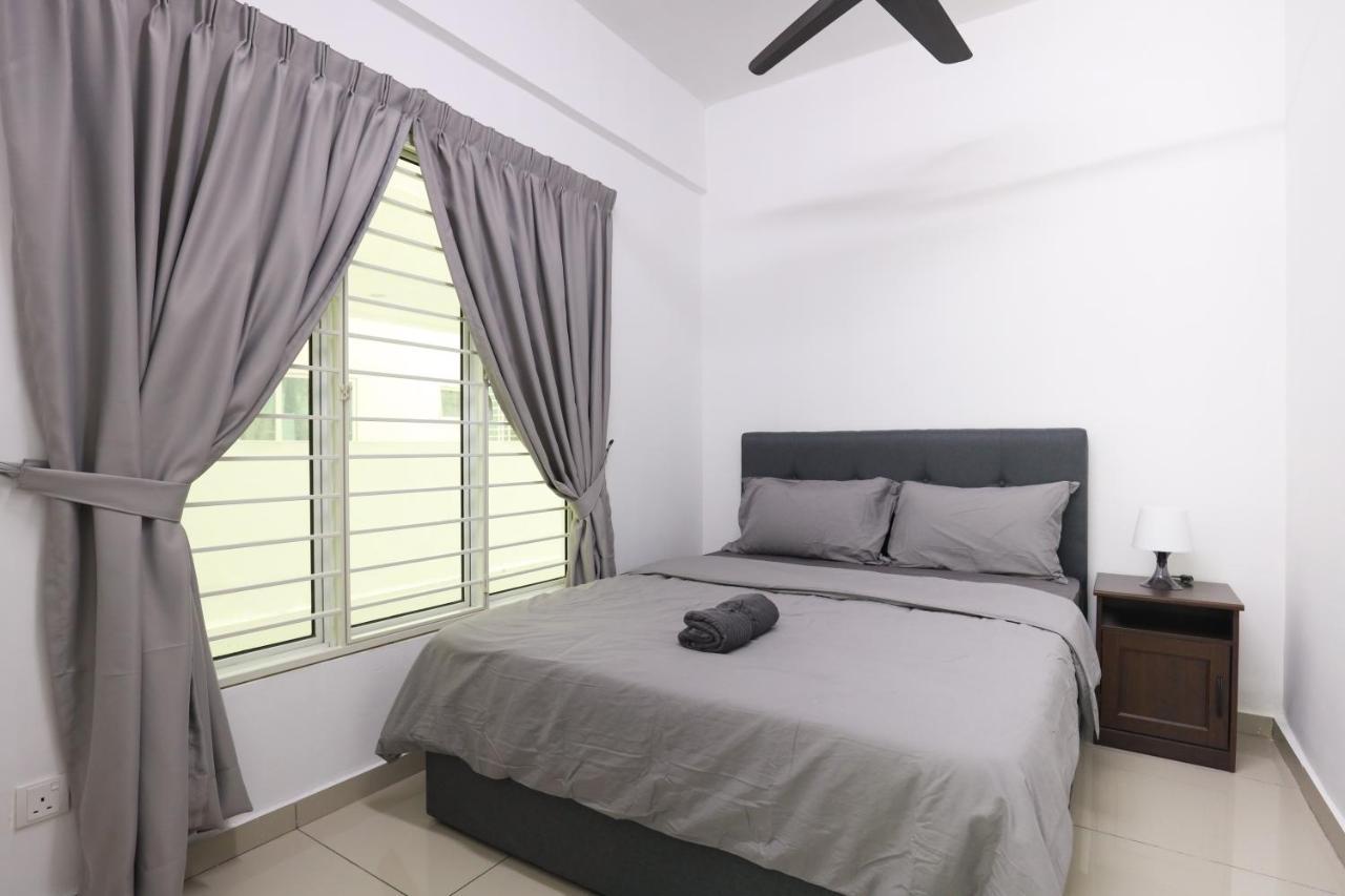 Cozy 3-Bedroom Condo With Pool - سيري كيمبانغان المظهر الخارجي الصورة